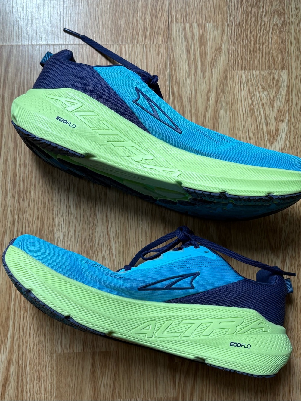 ALTRA FWD VIA men shoes size 9.5